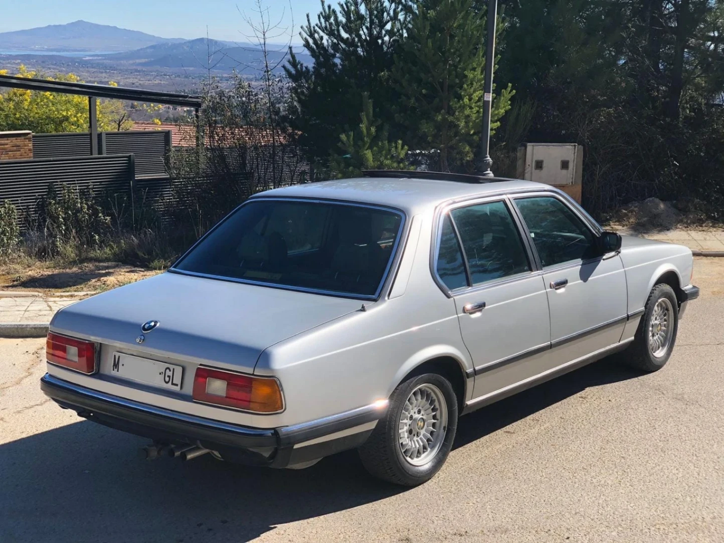 BMW 745 I AUT. DE 1985